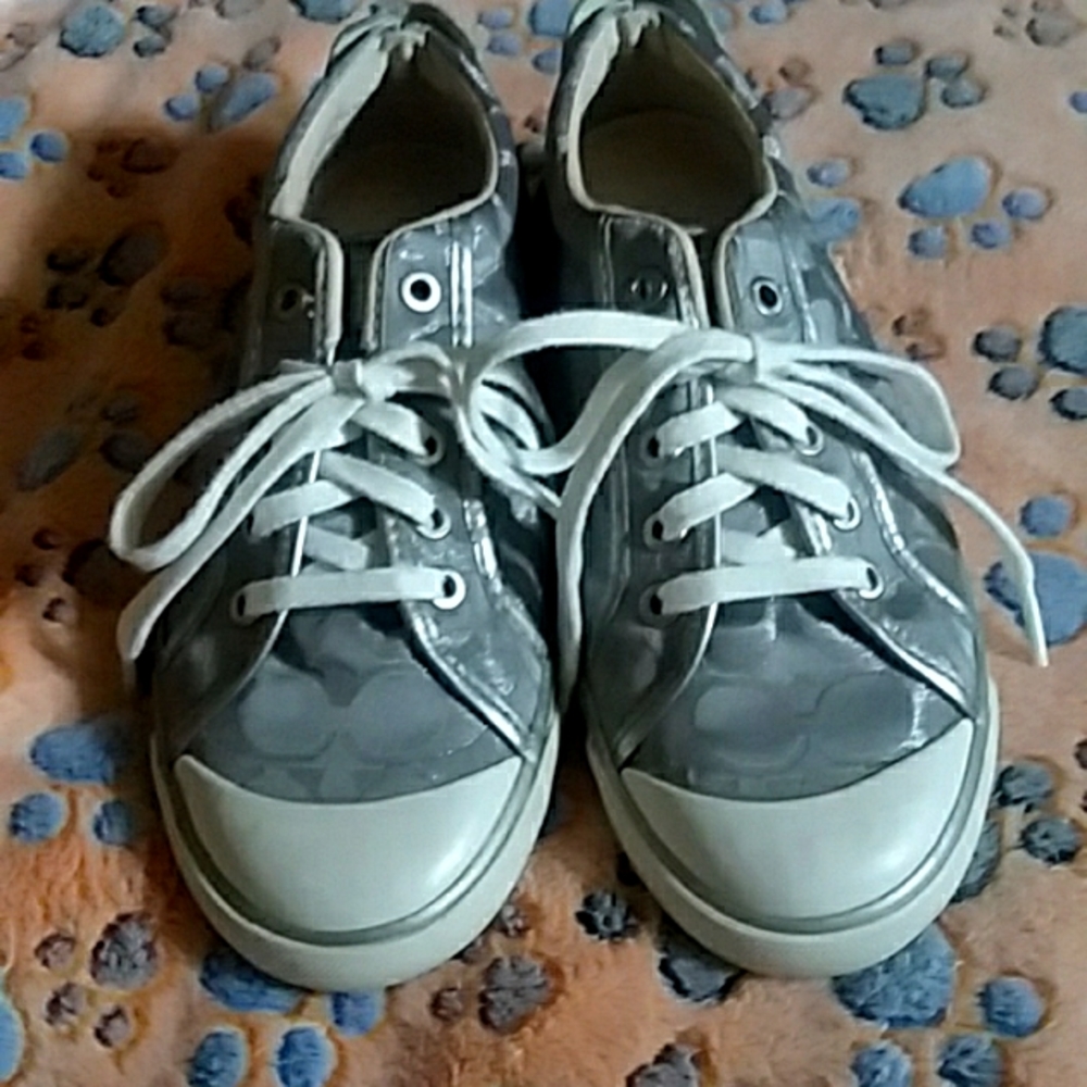 "Coach" tennis shoes